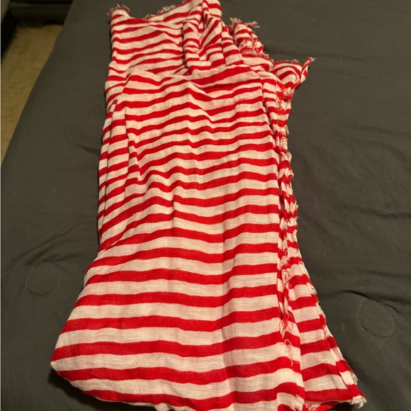 12 different women’s fashion scarves 10$ each obo - Picture 8 of 13